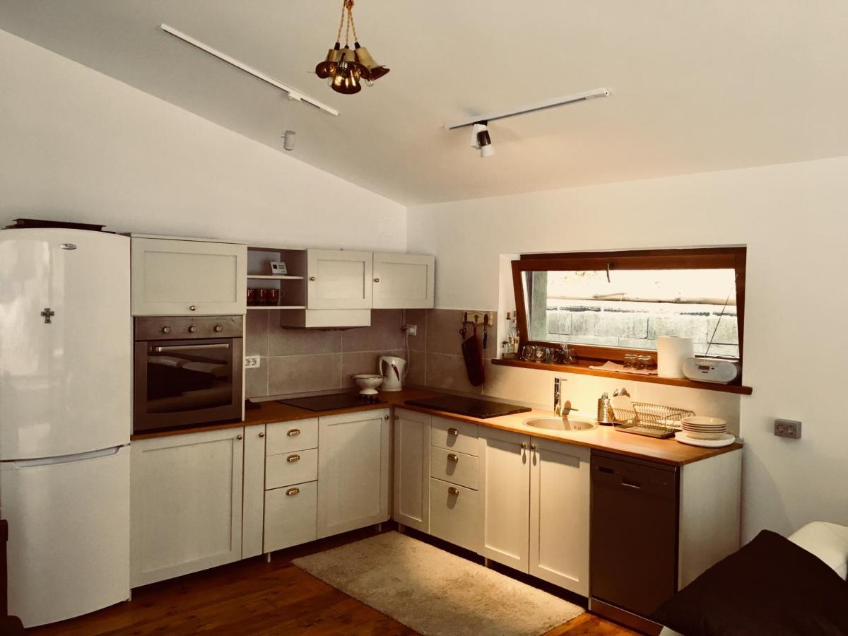 Soho Lodge Rasnov Bagian luar foto