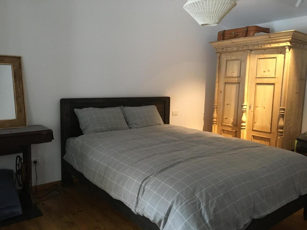 Soho Lodge Rasnov Bagian luar foto